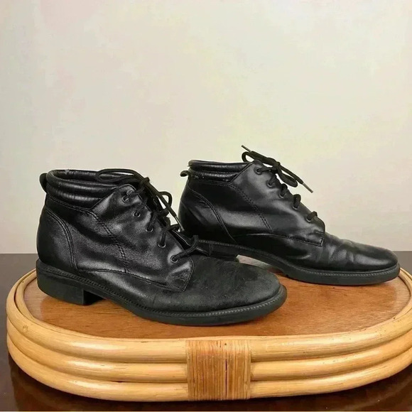 VTG 90s Danexx Womens Sz 7 M Black Leather Prairie Bootie Ankle  Cottagecore - Picture 1 of 16